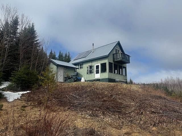 639 Pinnicle Road photo 1