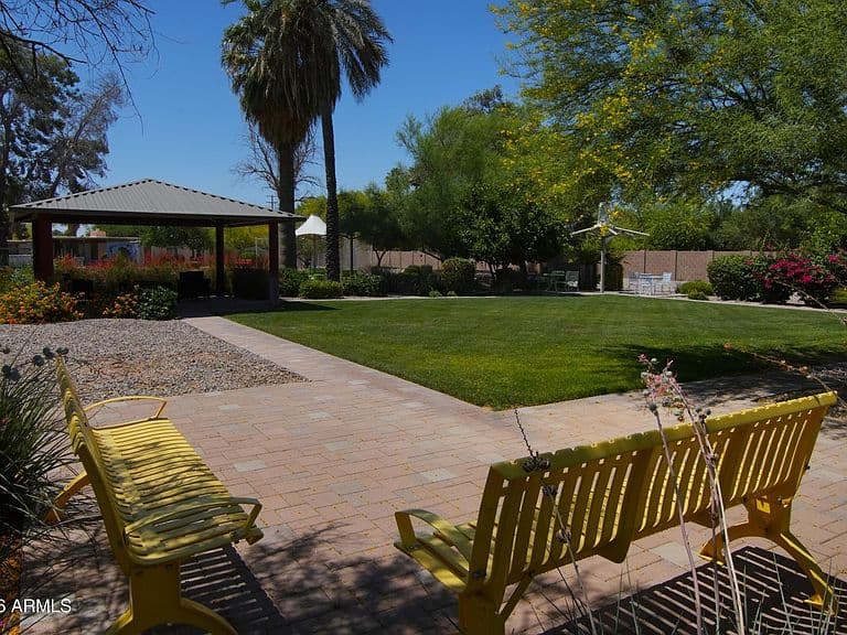 8204 E MONTEREY Way photo 4