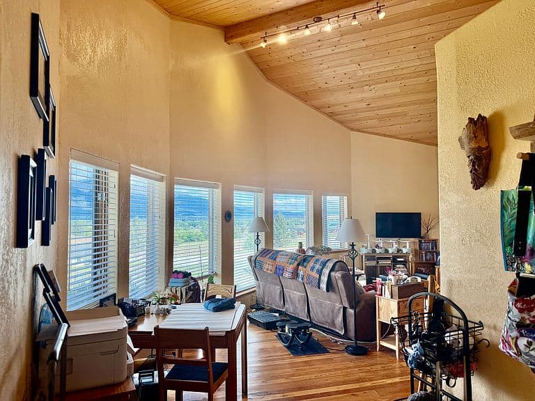 4374 Stone Mountain Trl photo 5