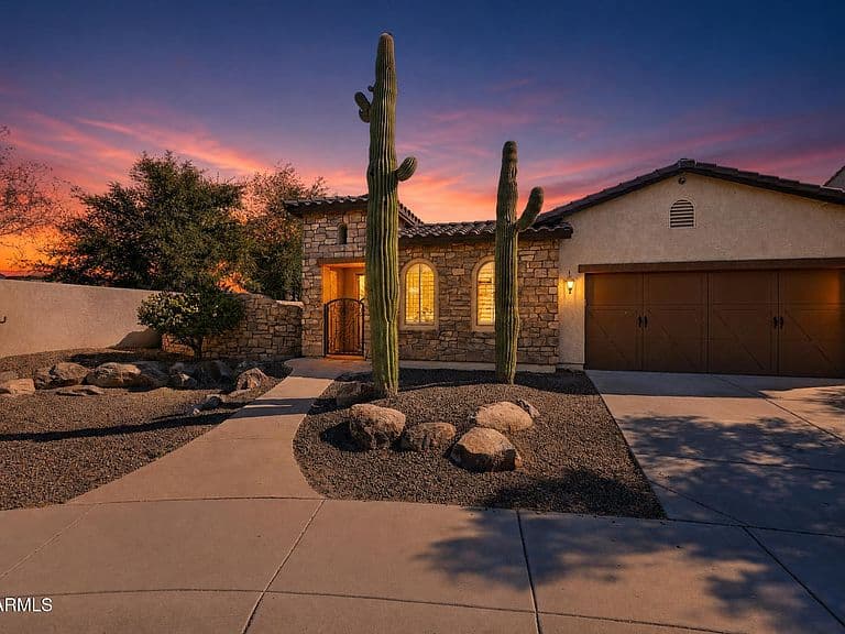 3551 E LYNX Place photo 1