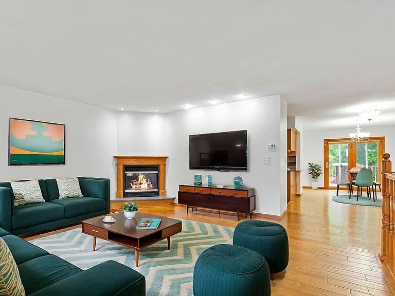 4158 Wisconsin Ave photo 4