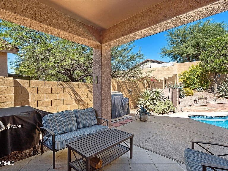 3754 W EASTMAN Court photo 3