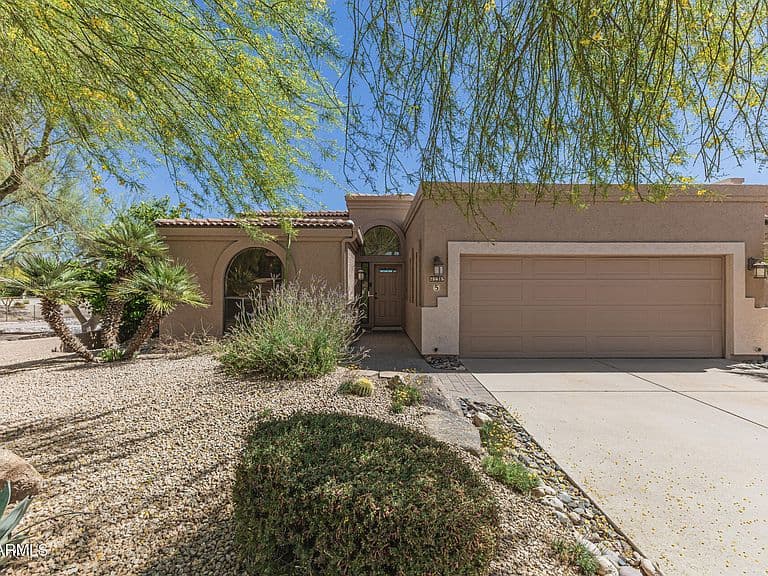 25615 N BOLERO Bend #5 photo 1