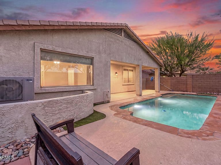 18391 W CAPISTRANO Avenue photo 4