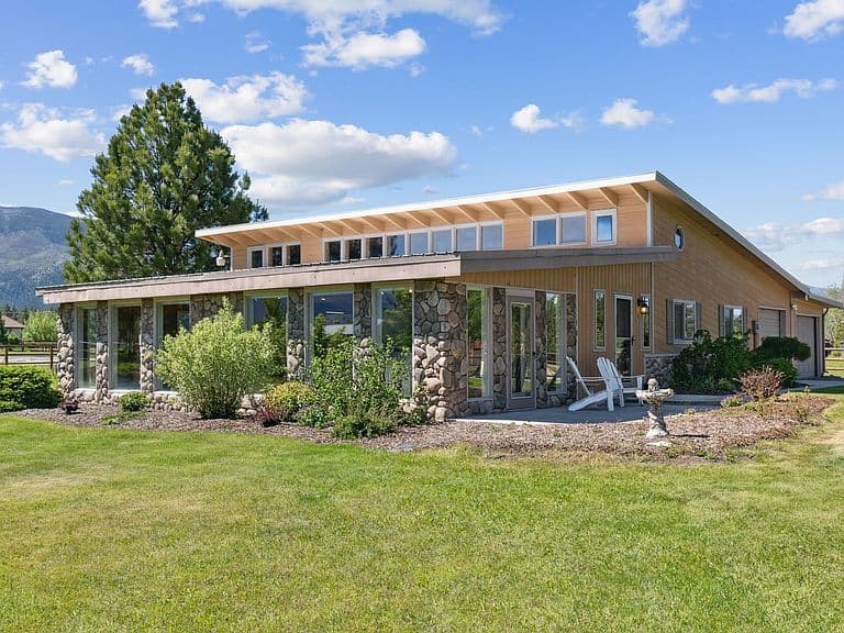 4079 Stevensville River Rd photo 3