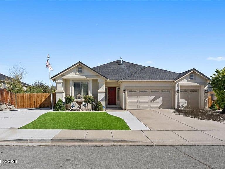 1056 Sticklebract Dr photo 2