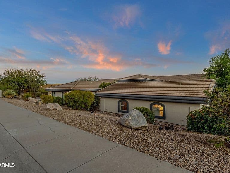 15205 E SUNDOWN Drive photo 5
