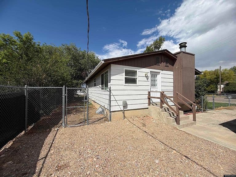 801 Sublet Ave photo 4