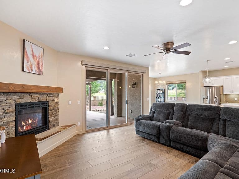 6577 E SADDLEHORN Circle photo 5