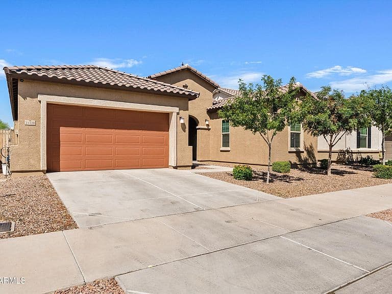 21128 E ARROYO VERDE Drive photo 3