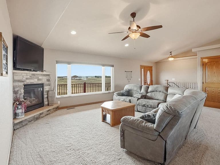 14598 Tiffany Ct photo 5