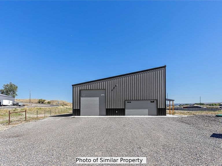 223 Zanes Cir photo 3