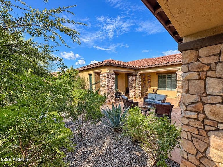 1522 W HORSETAIL Trail photo 5