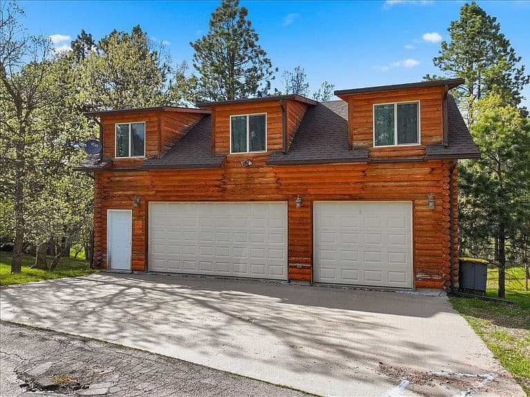 20787 Mountain Ct photo 3