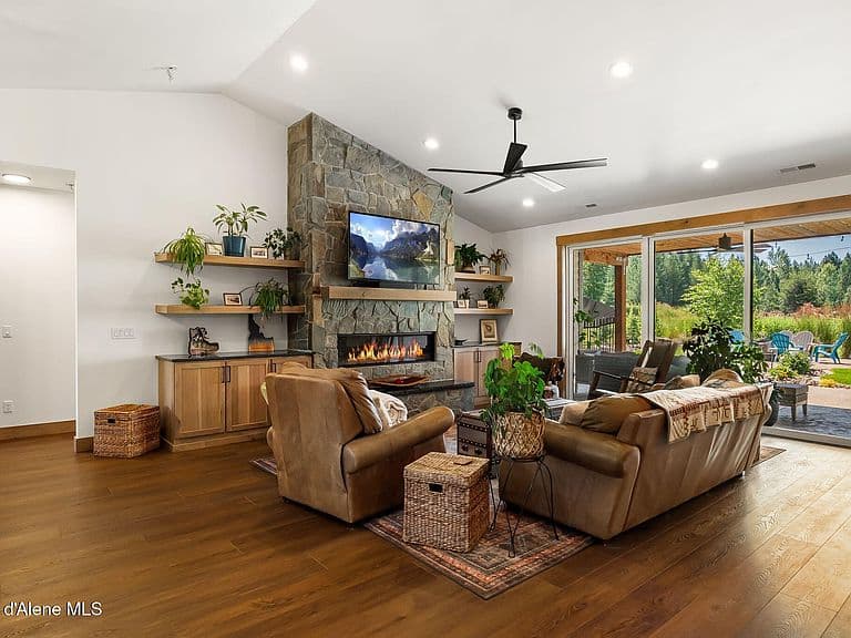 157 Whiskey Jack Cir photo 3