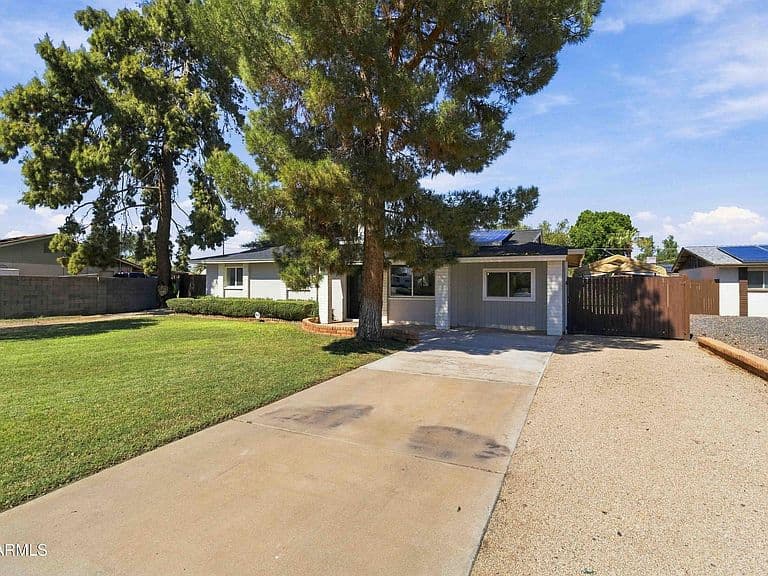 18028 N Villa Rita Drive photo 5