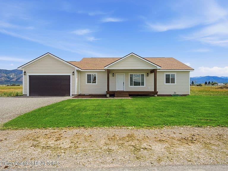 146 Rusty Springs Ln photo 1