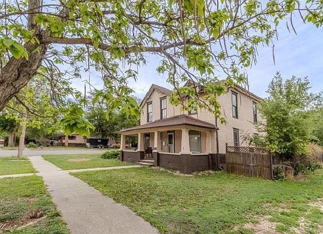 201 S 6th St photo 1