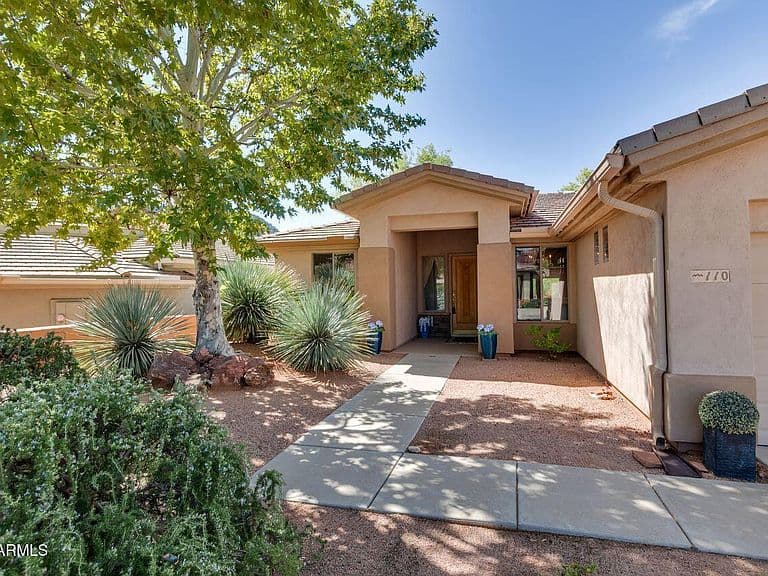 110 E BIGHORN Court photo 1