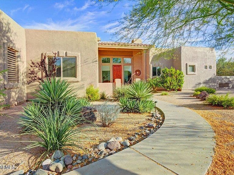26424 N HERON Lane photo 1