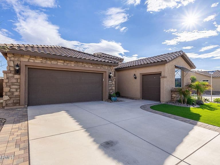 7773 W Cactus Wren Way photo 2
