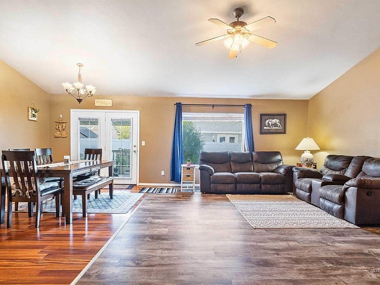 2548 Ironwood Ave photo 4