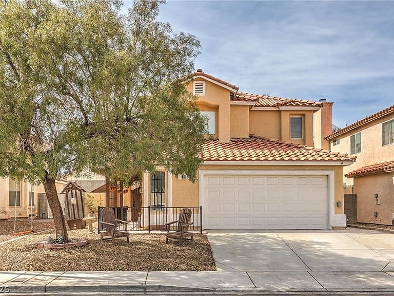 1005 Rainbow Meadows Dr photo 2