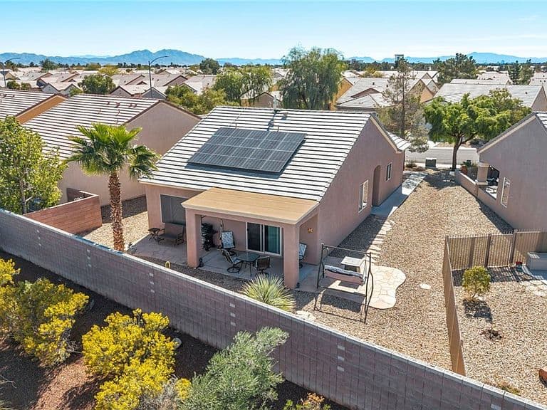 3616 Herring Gull Ln photo 1