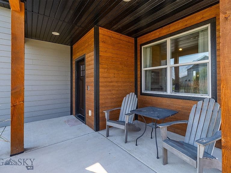 1503 Cheery St photo 3
