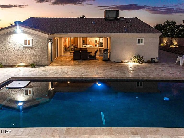 3420 Sheik Dr photo 5