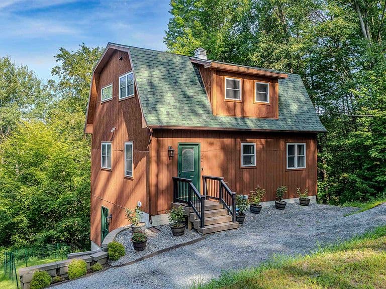 32 Pine Spur Road photo 1