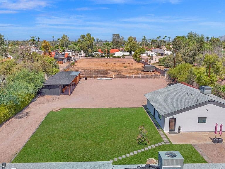 7224 E JENAN Drive photo 4