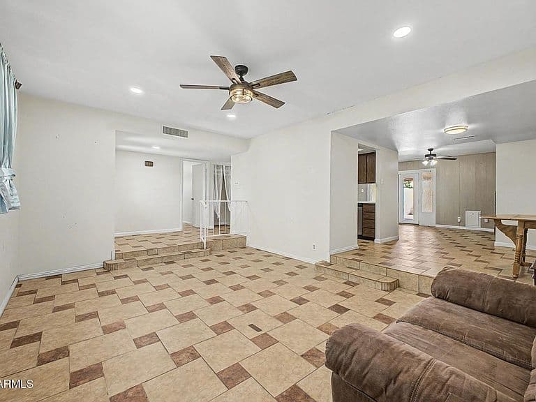 4834 W KALER Circle photo 5
