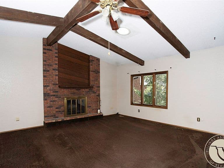 1919 Chickadee Cir photo 2