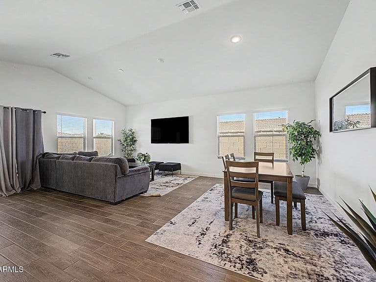 22050 N BELT Drive photo 5
