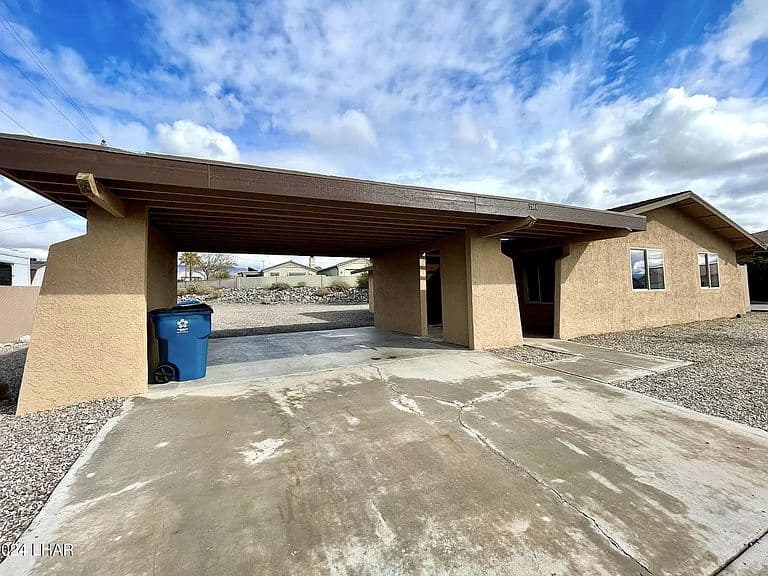 2988 Cisco Dr S photo 1