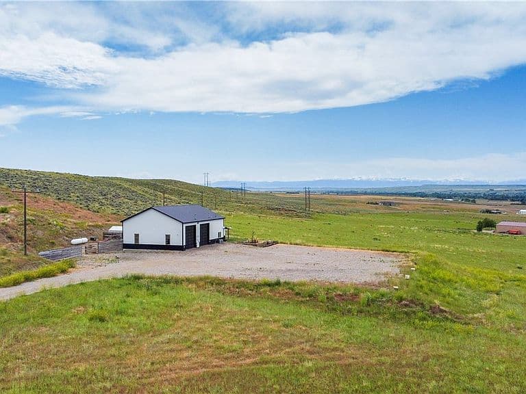 1720 Davis Creek Rd photo 5