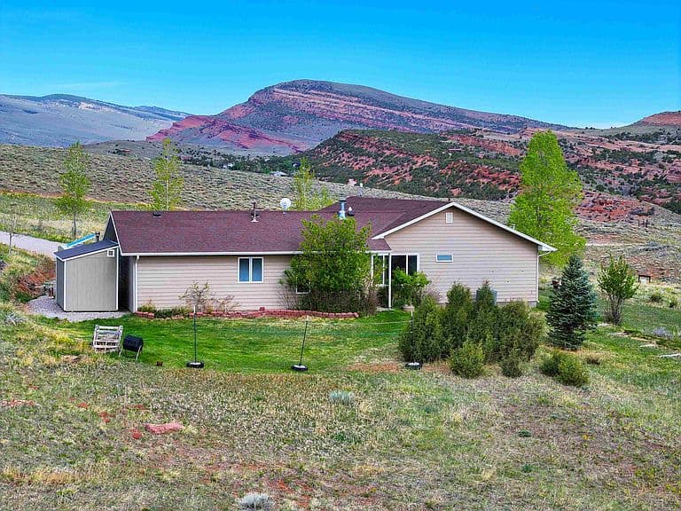 16 Sacajawea Ave photo 3