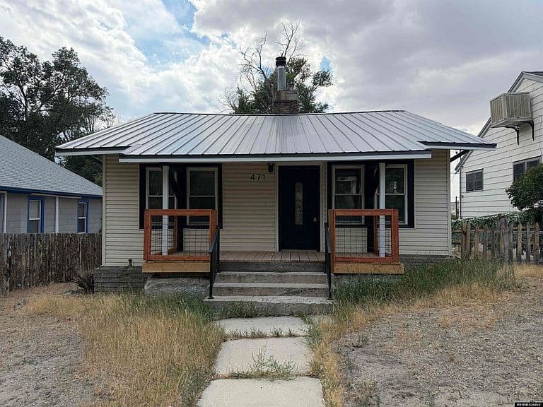 471 W Flaming Gorge Way photo 2