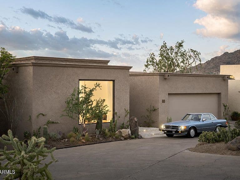 5970 N ECHO CANYON Drive photo 2