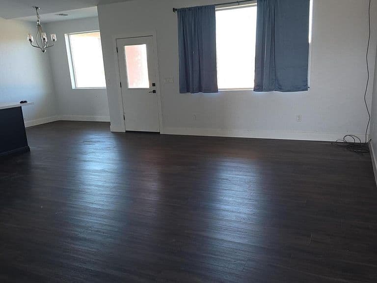11810 W Iris St photo 5