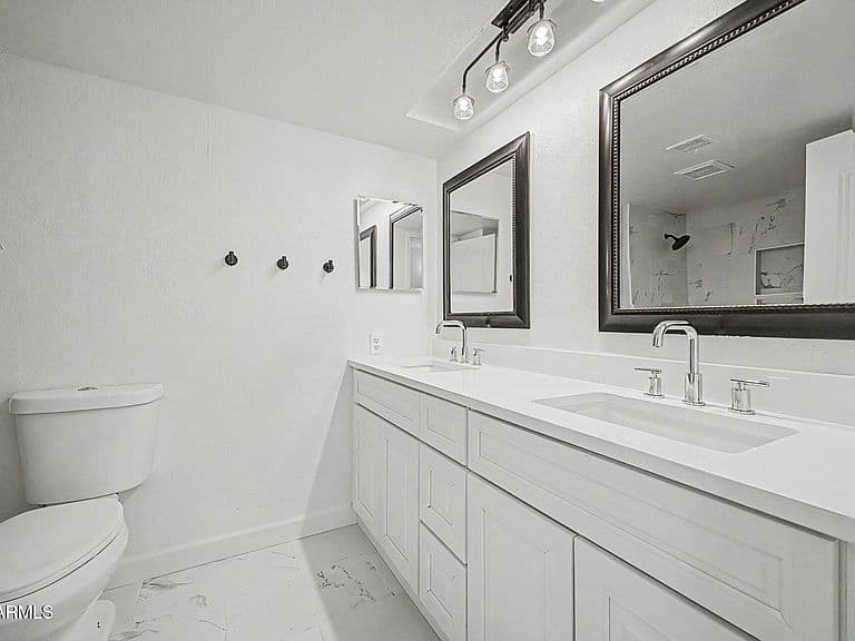 7809 W MONTEREY Way photo 4