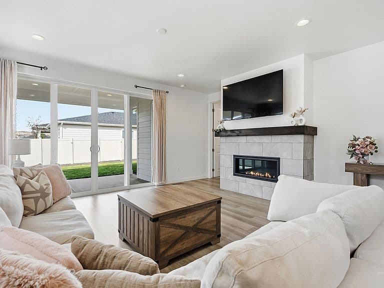 11168 W Helenium Dr photo 3
