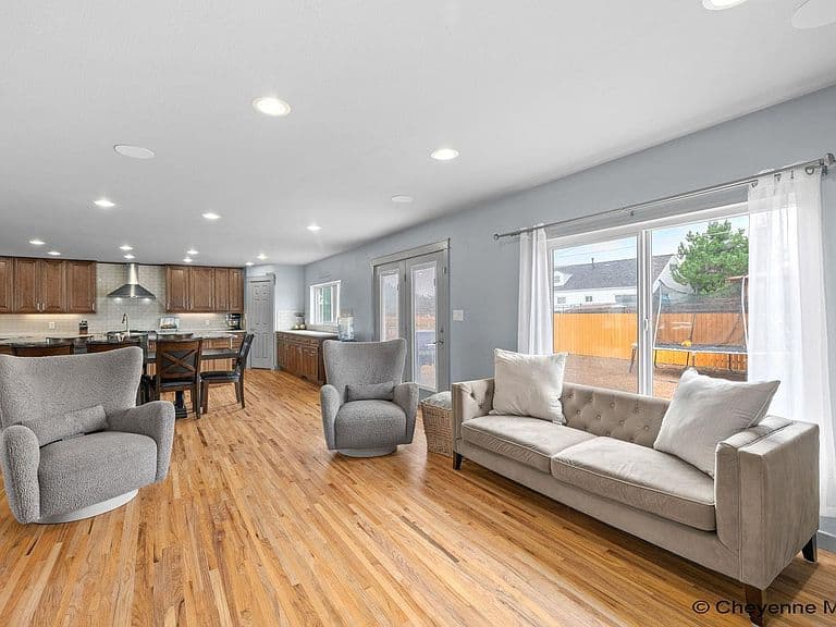 532 Cornell Ln photo 5