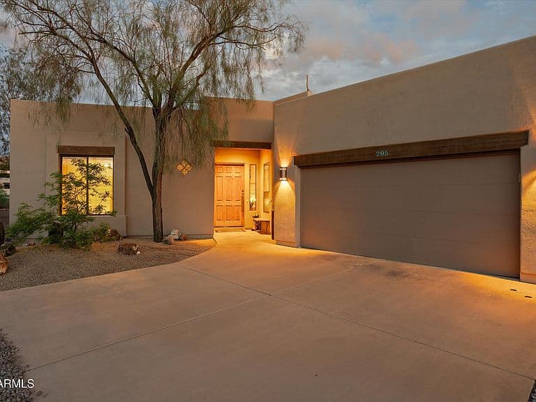 205 W QUARTZ ROCK Road photo 2