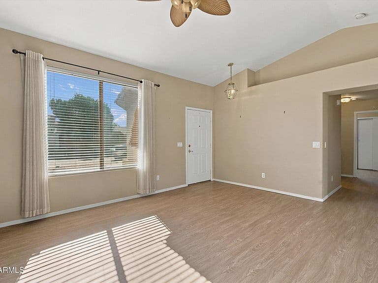 86 S MONTEREY Street photo 5