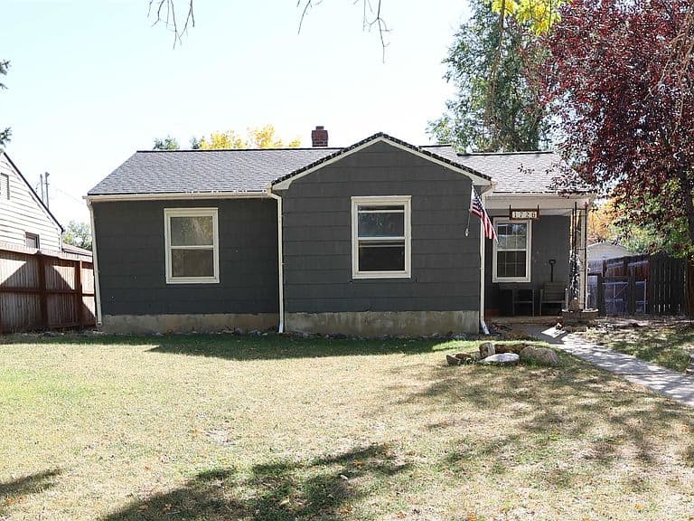 1726 Salsbury Ave photo 2