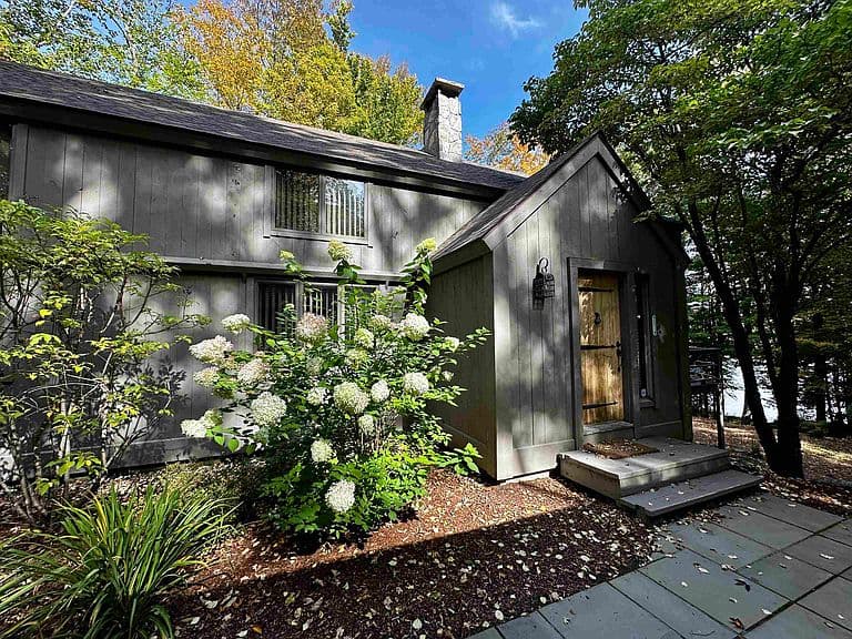 15 Shore Road photo 2