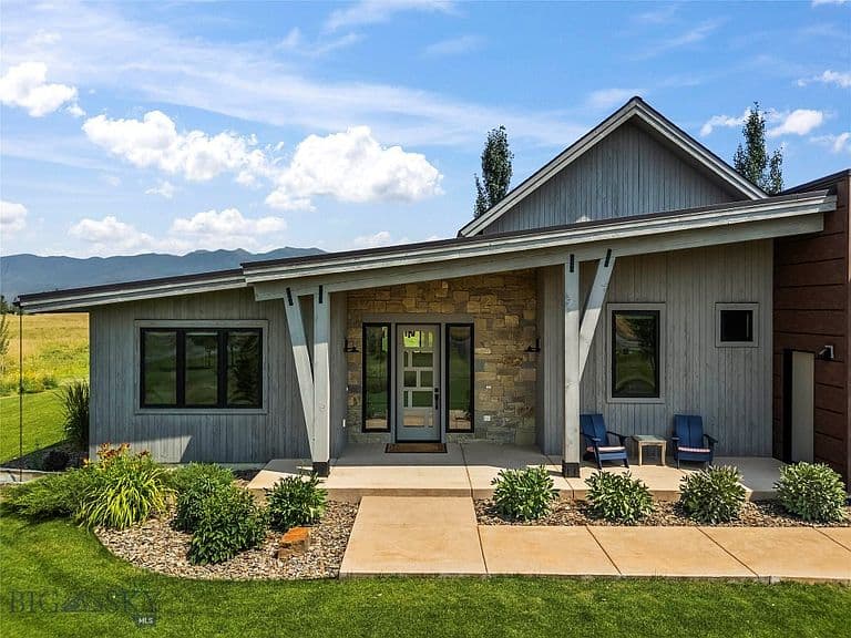 235 Spain Bridge Circle Dr photo 3