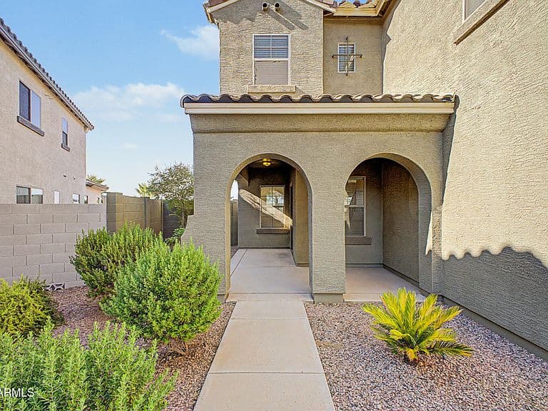 4572 E ALAMO Street photo 2